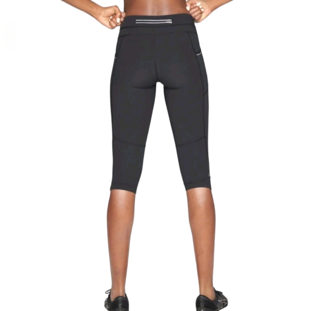 Athleta Dobby Be Free Black Knicker Crop Workout Leggings Size Small - Picture 2 of 9